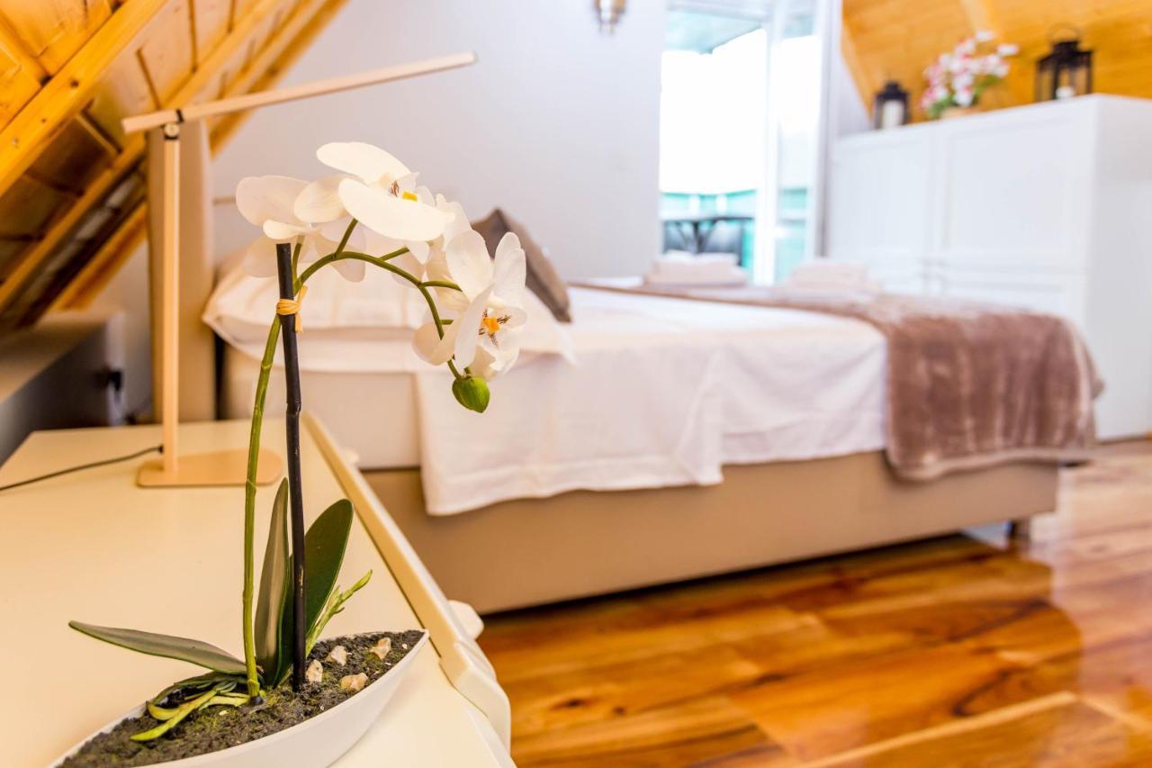 Holiday House Antique Kostanje Экстерьер фото