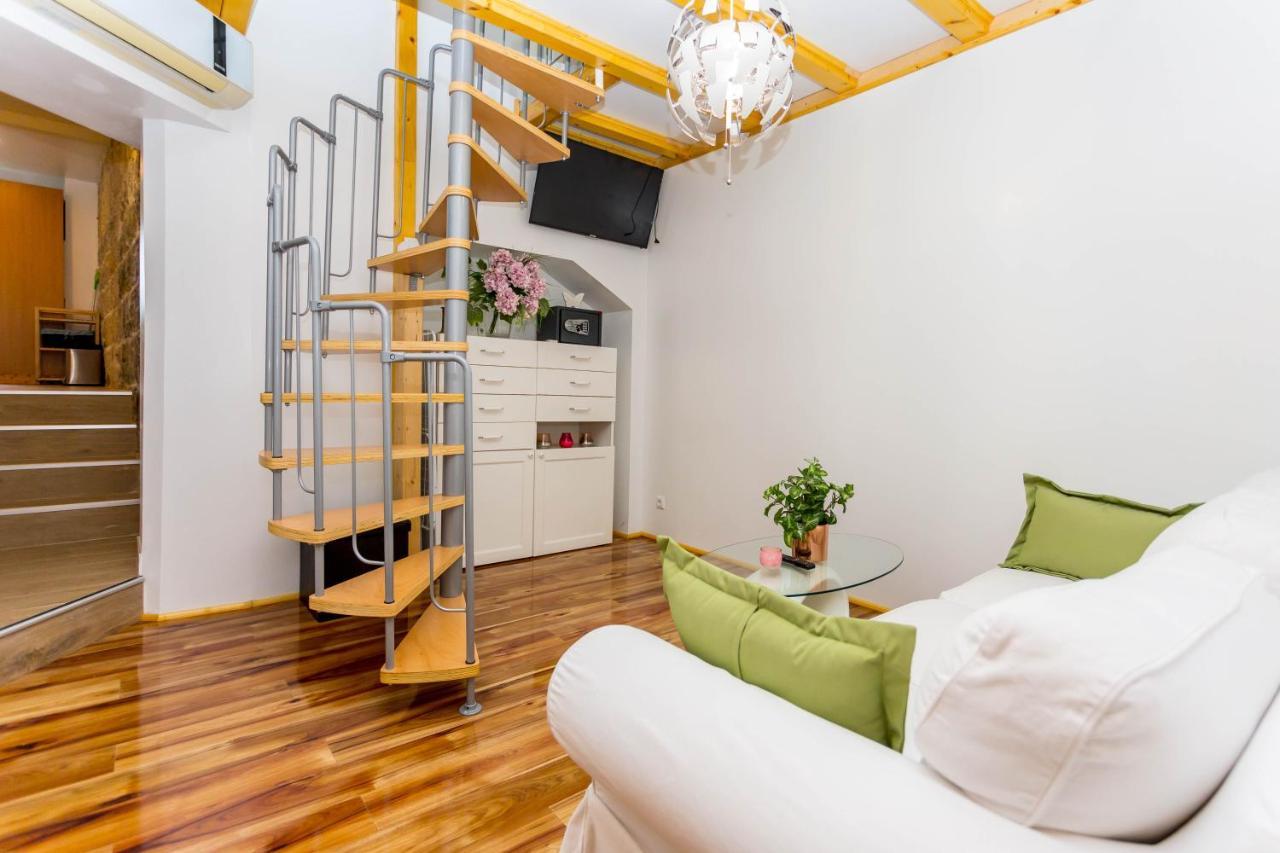 Holiday House Antique Kostanje Экстерьер фото